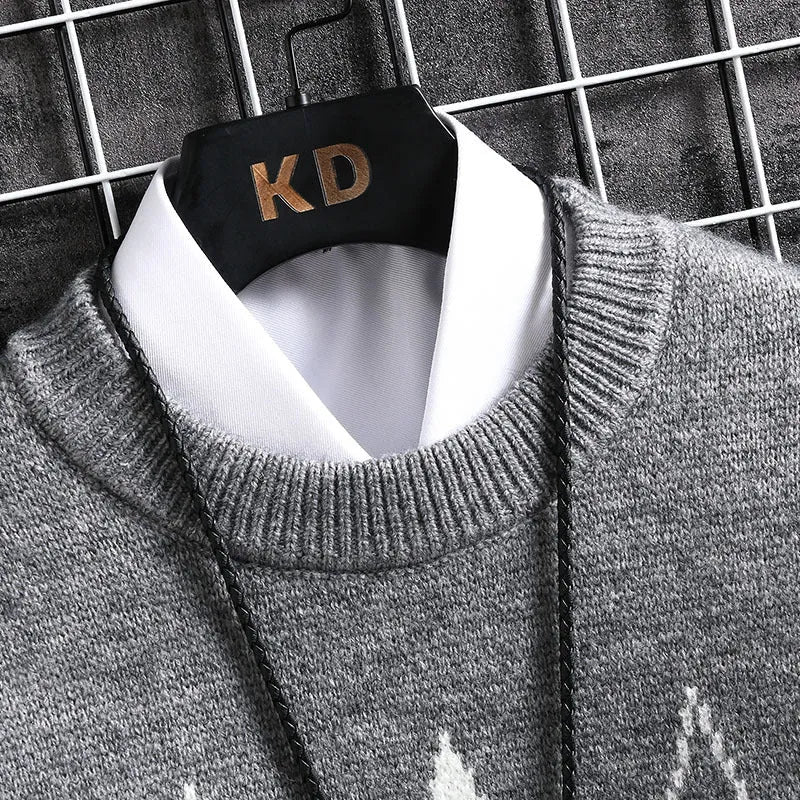 Men's round neck loose plaid sweater in black, grey or red, long sleeve, sizes M to 3XL