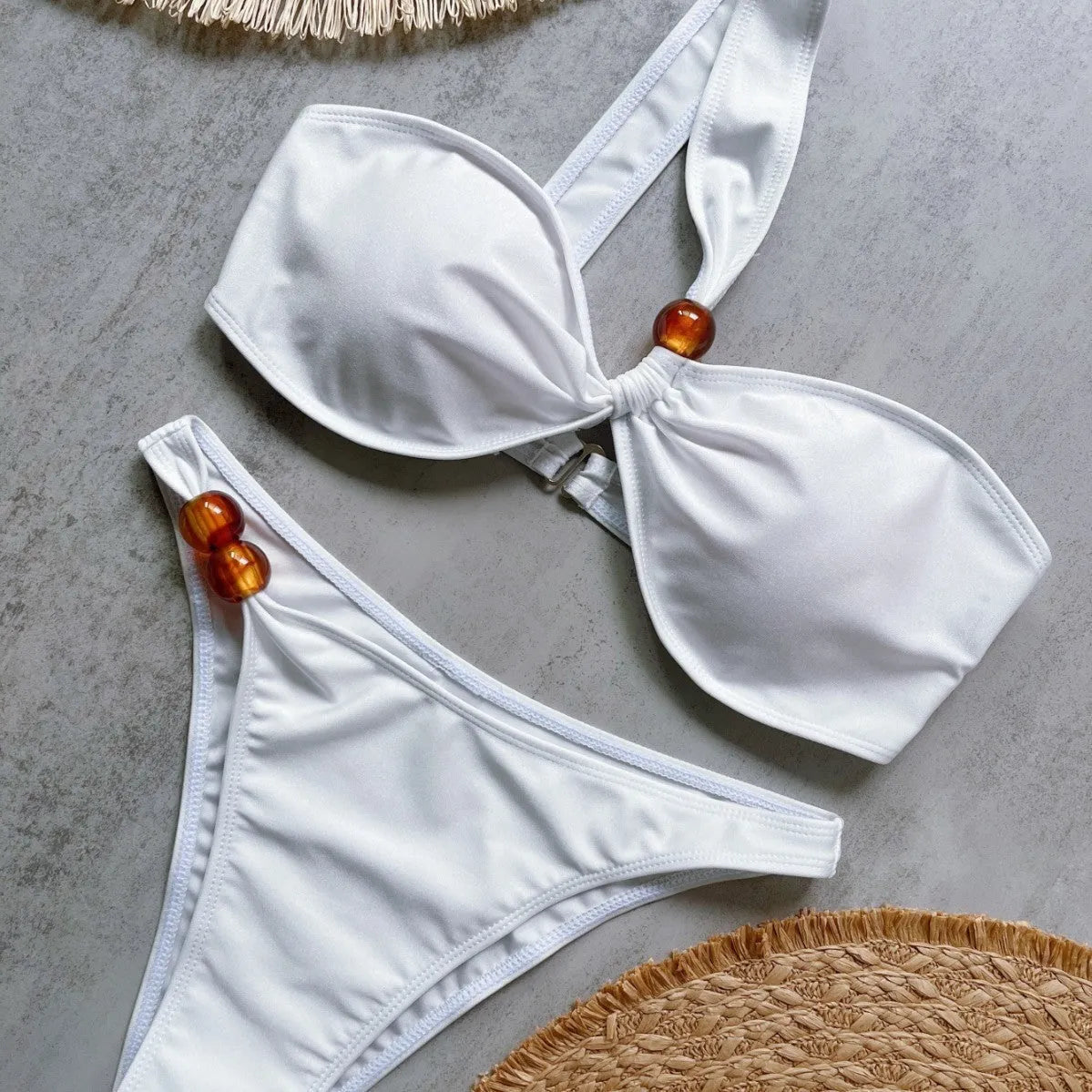 Pure colour backless split bikini swimsuit in quick-drying nylon fabric, available in multiple colours on model