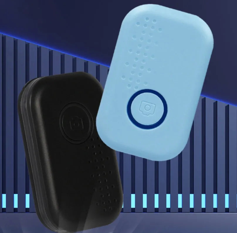 iTag Bluetooth item finder in black and white with keyring attachment, 27x44x9mm, 9.6g, four colours available
