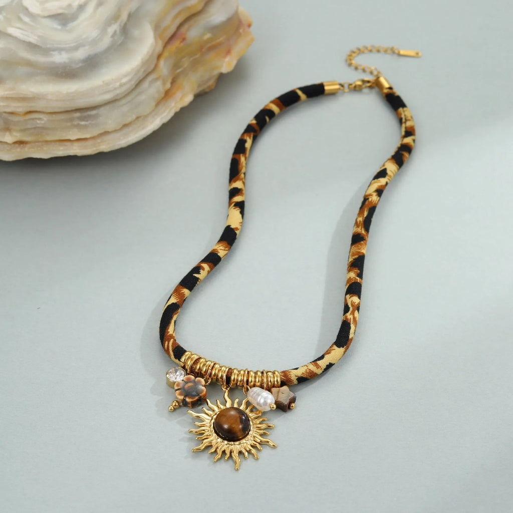 Leopard series stainless steel necklace with geometric design and 18K gold plating