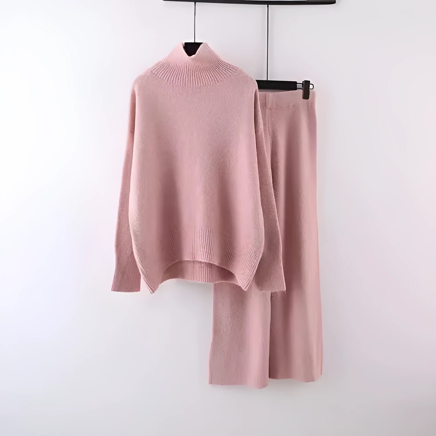 Women's milky white acrylic knit sweater and wide-leg trousers two-piece set for commuting.