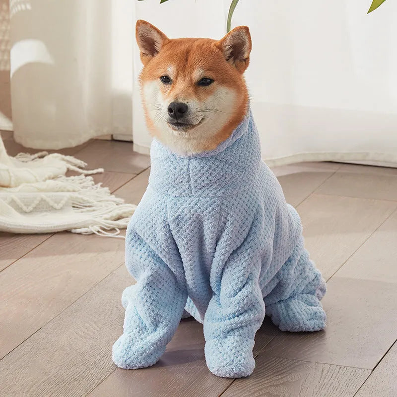 Absorbent cotton pet towel in wearable and scrubbing colour, thickening and quick-drying, sizes S to XXXL.