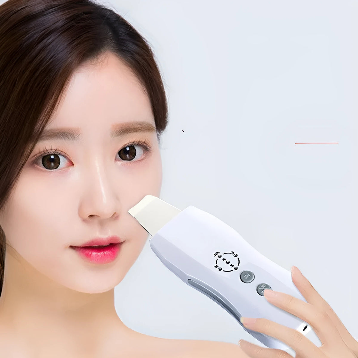 White ultrasonic facial cleanser with stainless steel head, 175x45x20mm, rechargeable 1000mAh battery