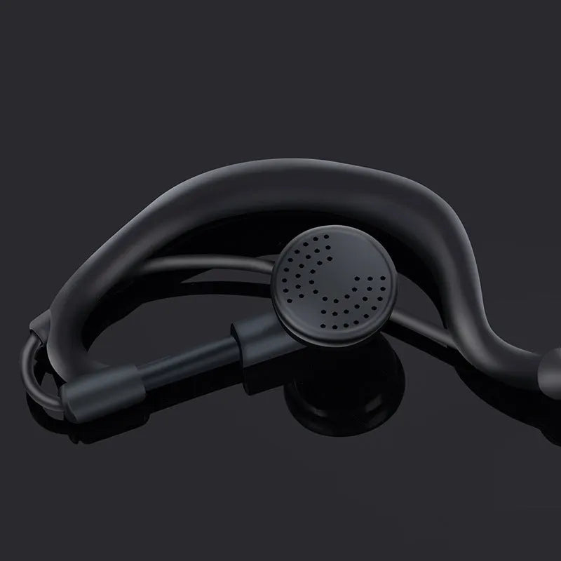 Mini handheld walkie-talkie with ear-hook earpiece for salon communication, random colour, UHF lithium battery