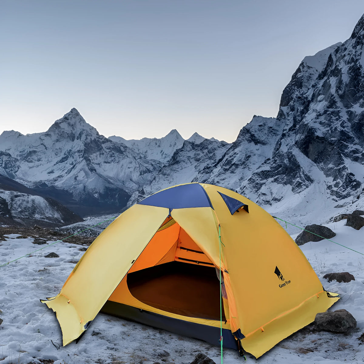 Outdoor folding tent in Army Green, double-layer design, 210x180x120 cm, with 3000MM waterproof rating