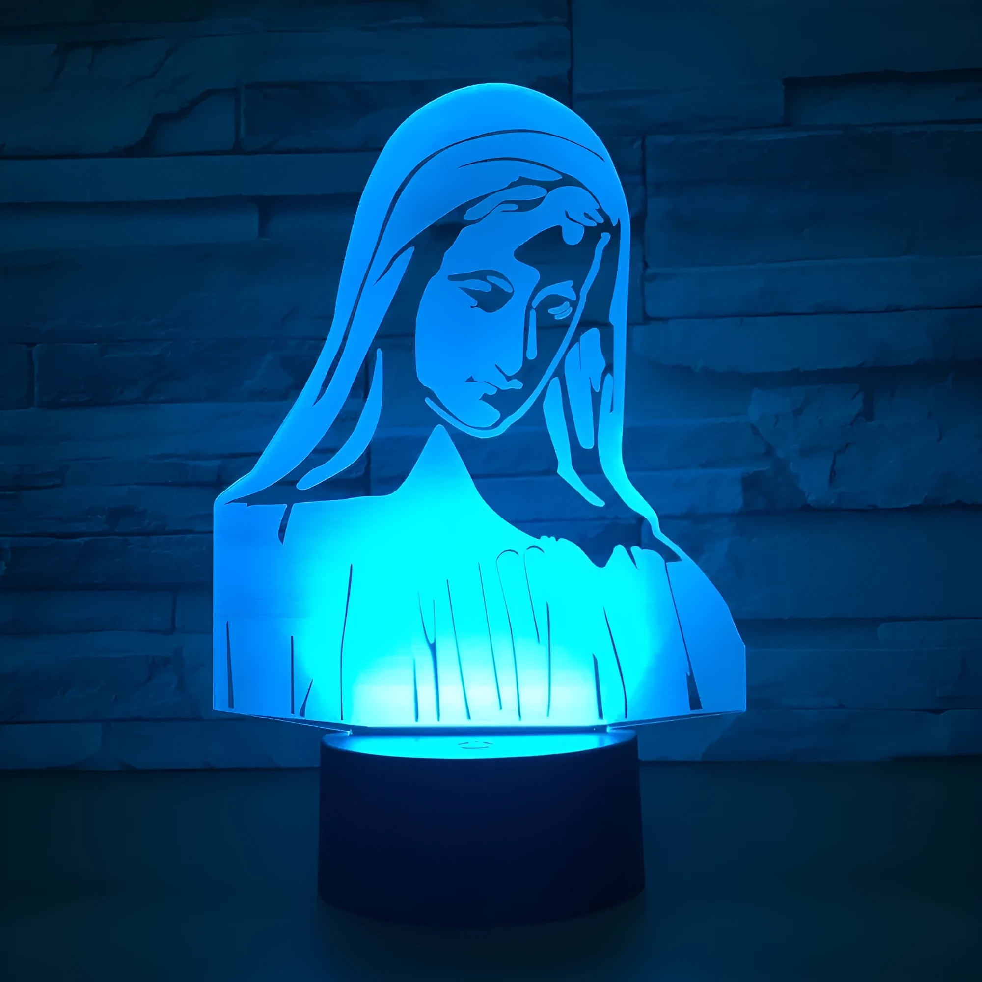 3D LED night light showing laser-engraved acrylic creating stereoscopic dual ring patterns