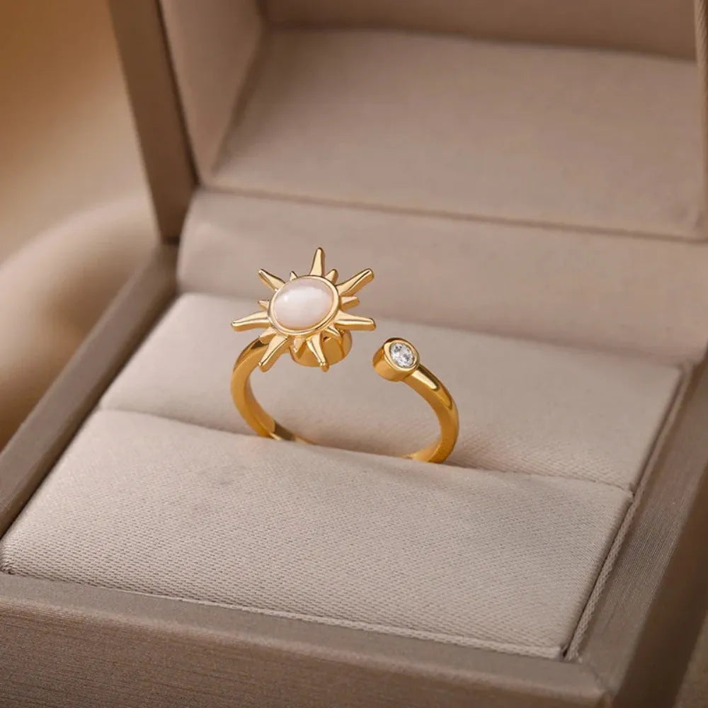 Adjustable copper decompression ring with 360-degree rotation in gold finish