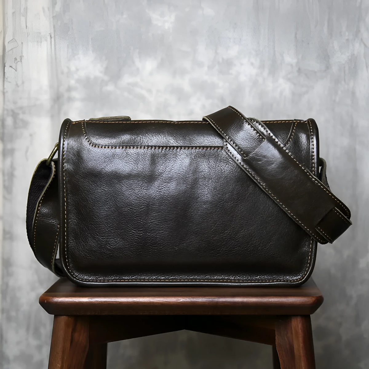 Men's genuine leather crossbody shoulder bag in olive green with patchwork design