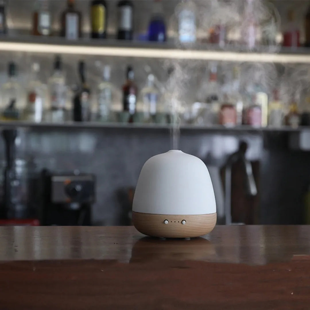 Round white ceramic ultrasonic essential oil humidifier, 180ml, 12W, with timer and single fog export
