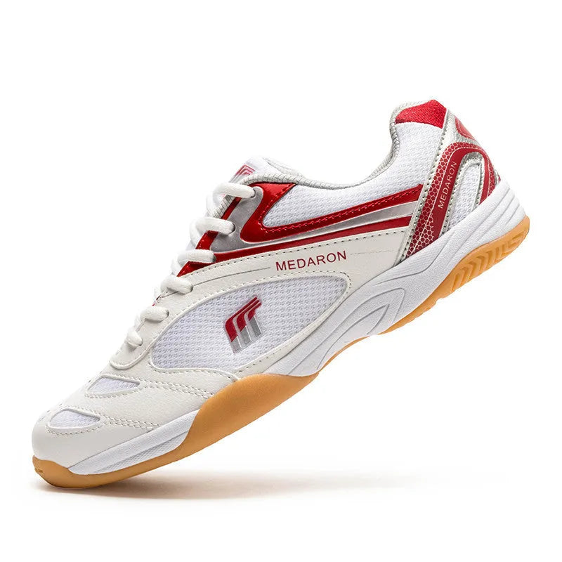 Table tennis training shoes with synthetic leather upper and round toe design