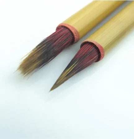 Red hair Chinese calligraphy brush with wooden holder showing 0.5cm caliber and 1.6cm peak measurements