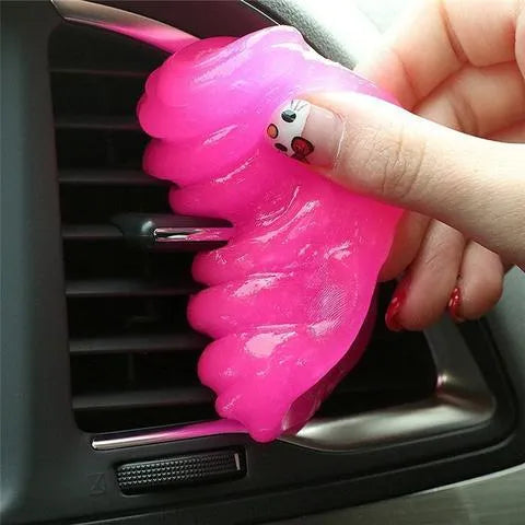 Blue Magic Cleaning Gel in a 160g box for dust removal on keyboards and car dashboards.