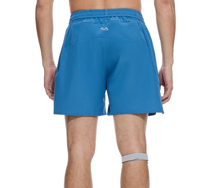 Men's black running shorts with four-point laser stitching detail on stretch fabric.