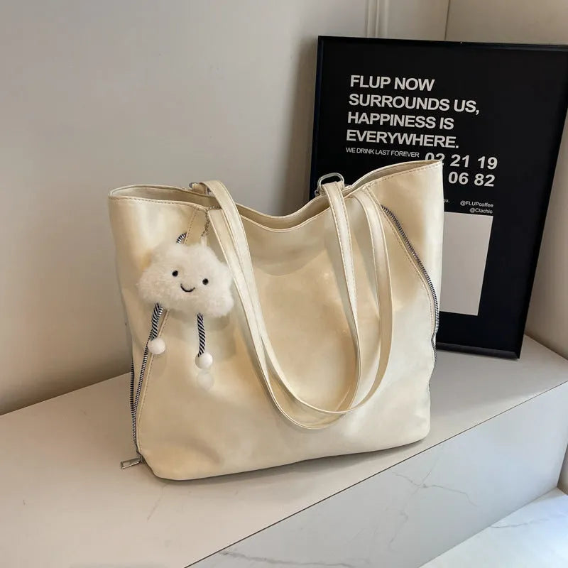 Large capacity women's tote bag in oil leather PU finish with double zipper, available in multiple colours