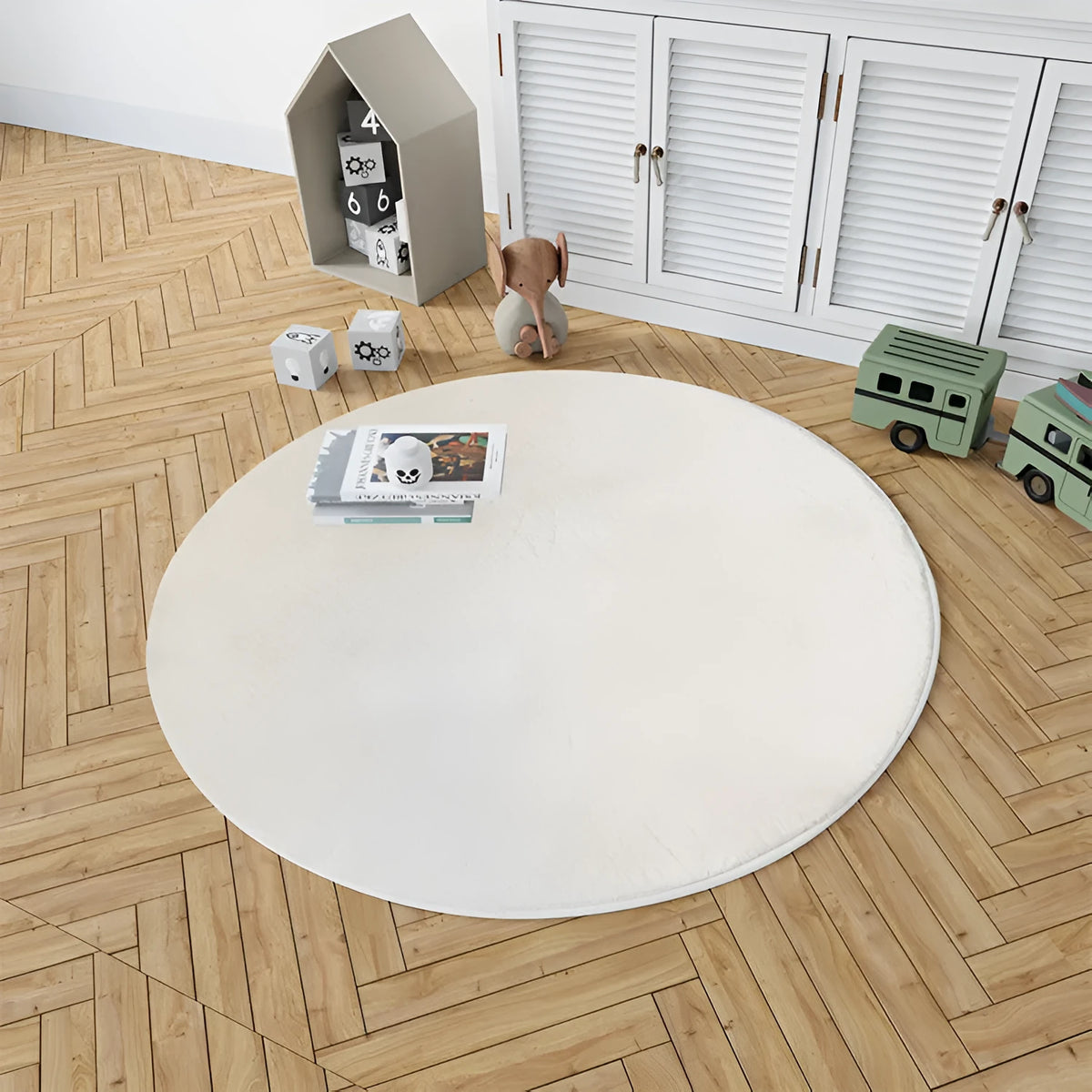 Round thickened fleece polyester fibre carpet floor mat, machine washable, with non-slip dot or cotton sole, 60cm to 200cm.