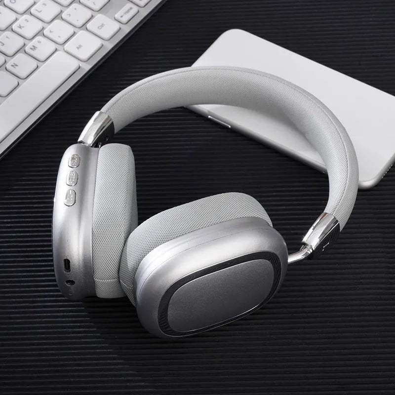 Bluetooth wireless over-ear headset with subwoofer 40mm speaker Type-C charging