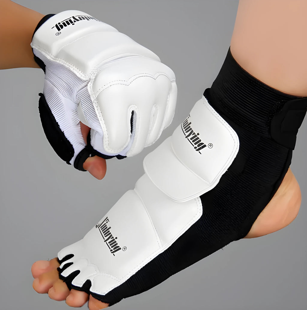 White boxing gloves and taekwondo foot protection set with PU leather mesh and elastic cotton cloth, sizes S to 3XL