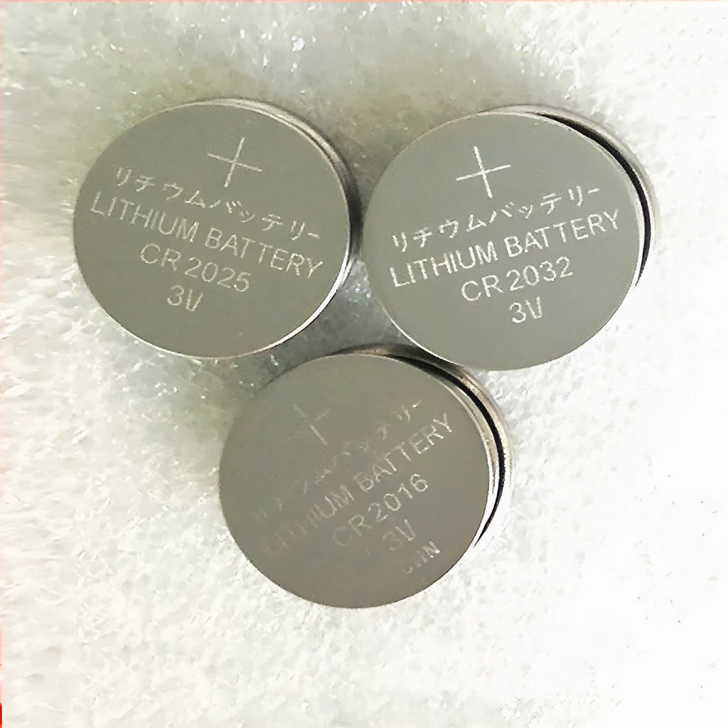3V alkaline button battery showing CR2032, CR2025 and CR2016 model options