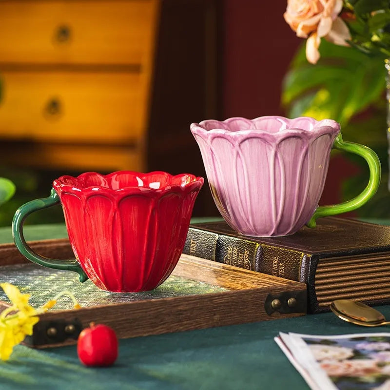 Pastoral style ceramic breakfast cup with handle, 500ml capacity, in red or purple pattern.