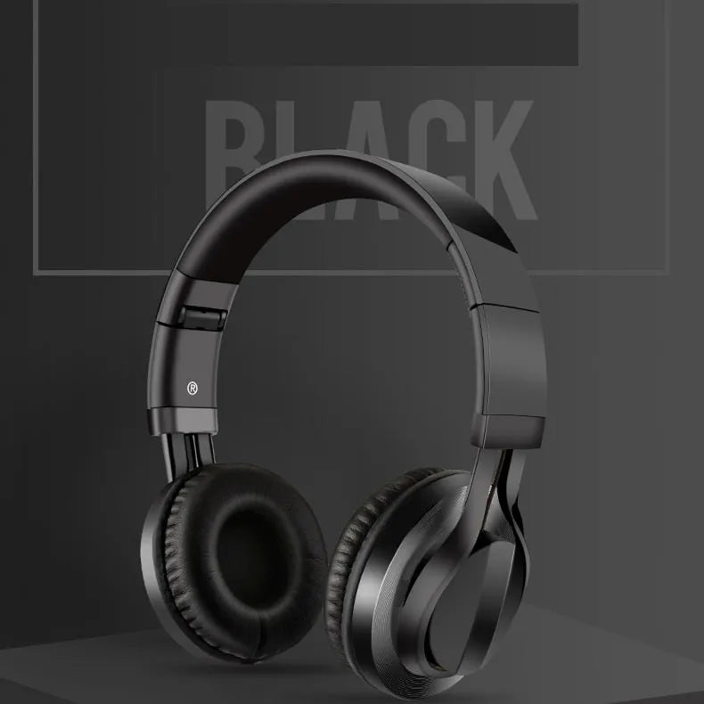 Wired over-ear headphones with microphone in black, black gold, or black red with a 3.5mm plug.
