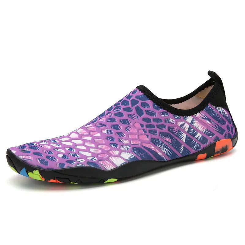 Beach wading shoes in multiple colours with elastic fabric upper and EVA midsole