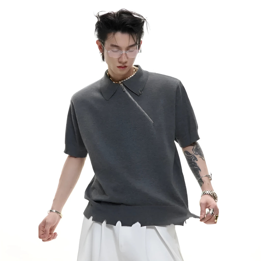 Man wearing a slim-fit grey knitted polo shirt with an oblique front zipper and lapel collar
