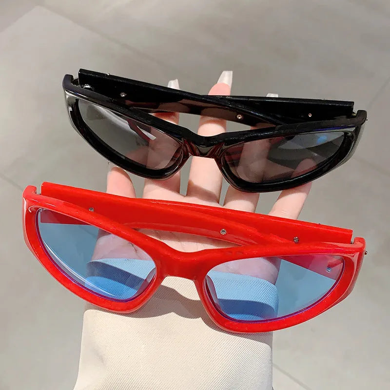 Outdoor sports sunglasses with windproof polycarbonate lenses in a special-shaped frame, shown in black with blue lenses.