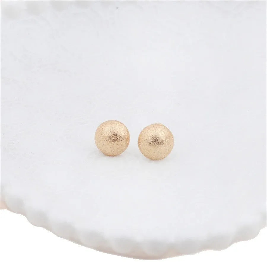 Gold metal geometric small stud earrings with round element for women fashion OL style