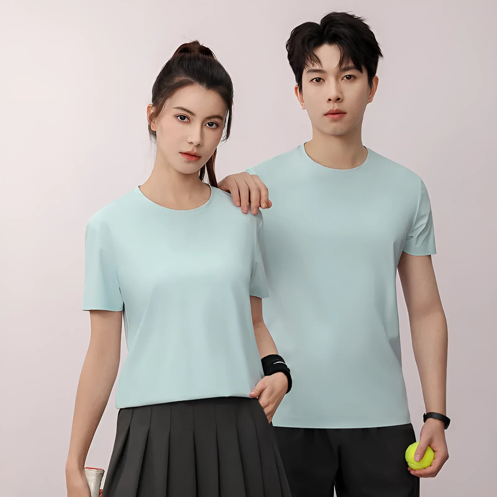 Men's ice silk quick-dry t-shirt in slim fit with short sleeves available in five solid colours
