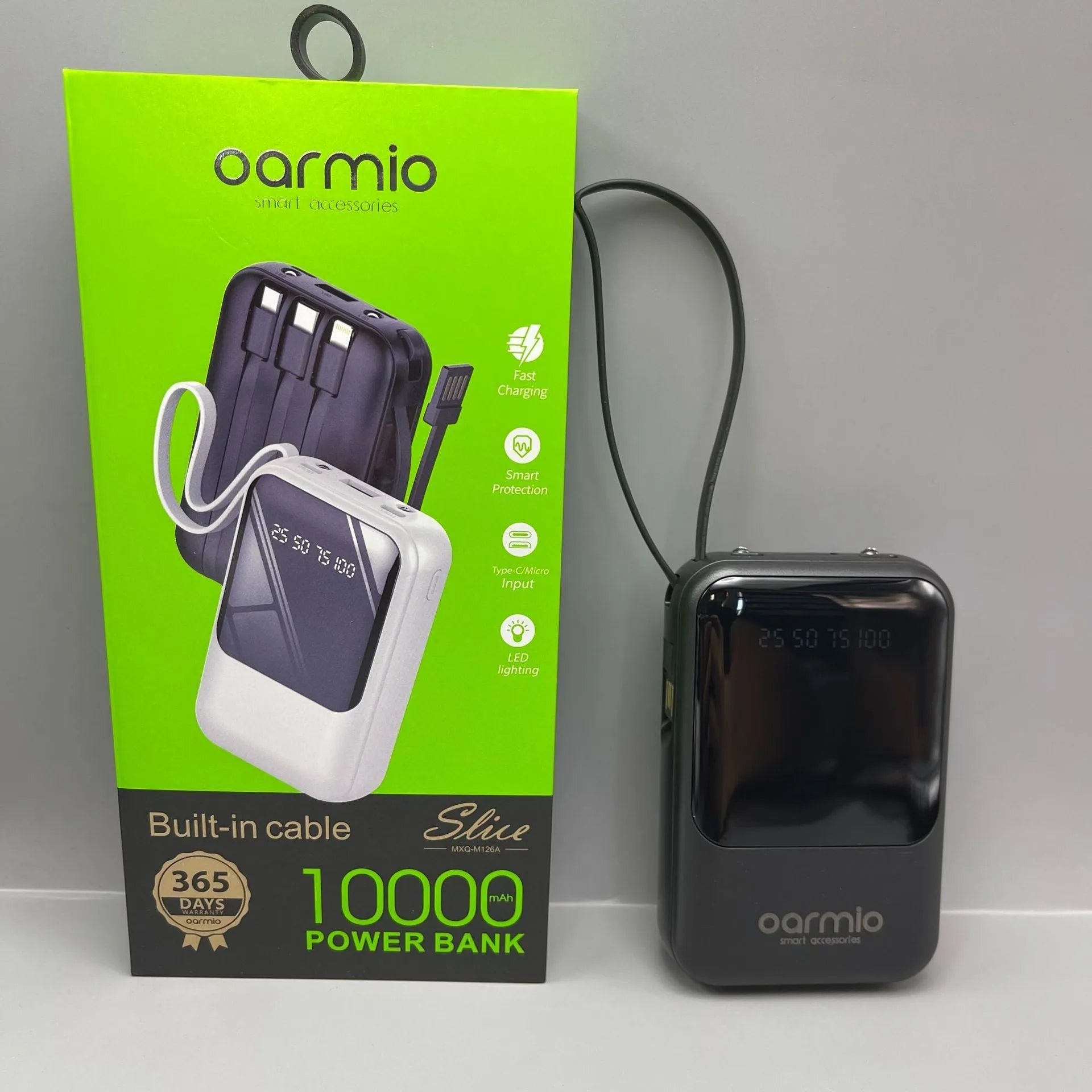 Oarmio Mini M126A 10000mAh portable power bank with integrated cable in white, PVC shell