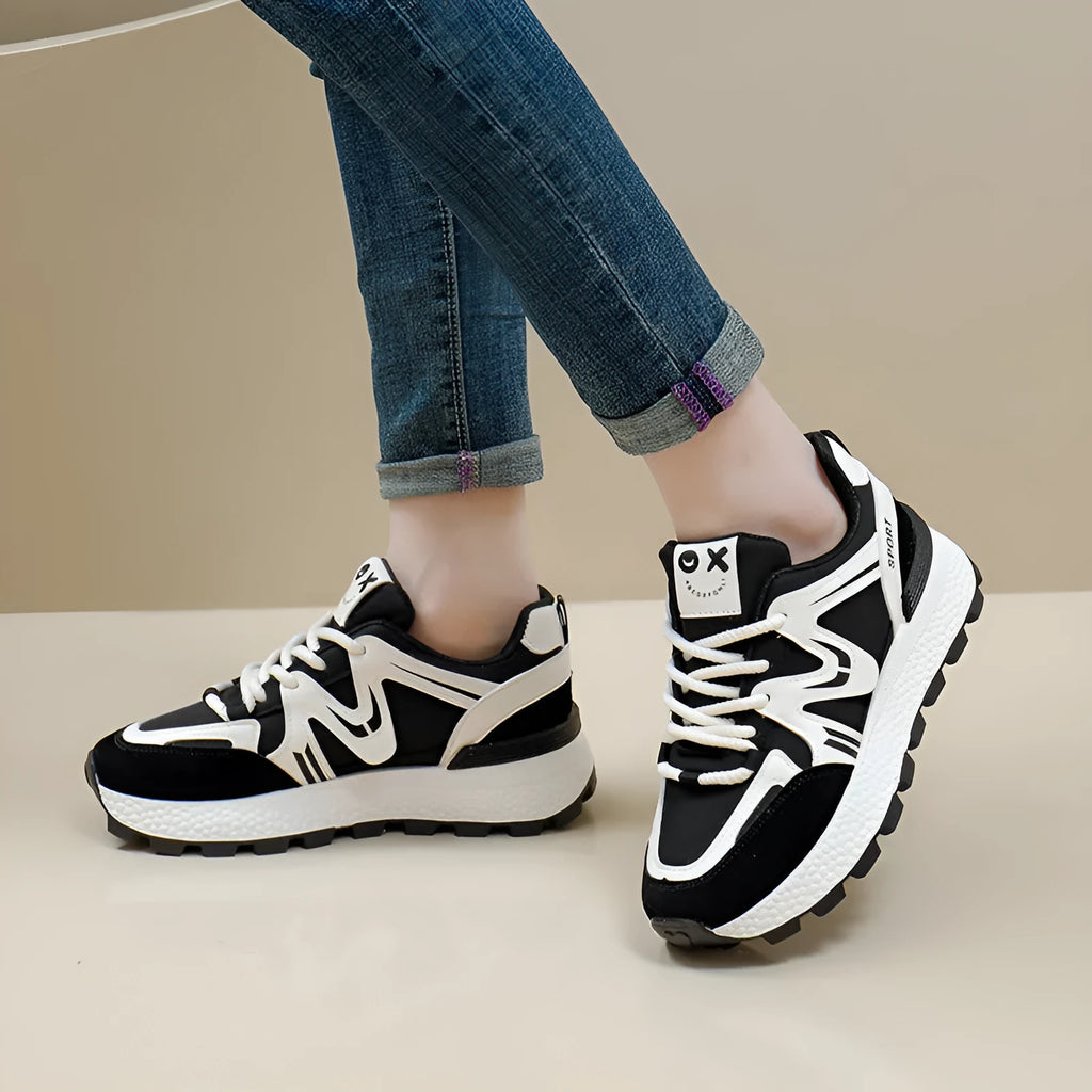 Women's flat-heel platform casual shoes in artificial PU with lace-up front