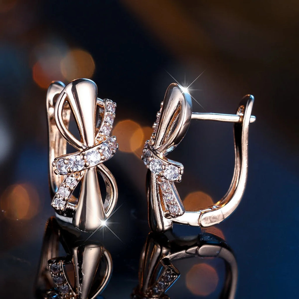 Champagne gold copper ear clip with white diamonds in fine bends and hitches design for women