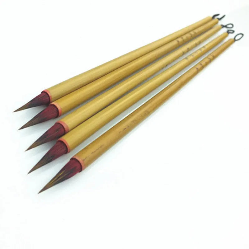 Red hair Chinese calligraphy brush with wooden holder showing 0.5cm caliber and 1.6cm peak measurements