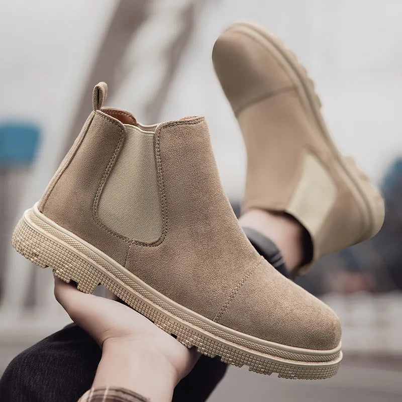 Gao Banglun men's slip-on retro boots in khaki with round toe and lace-up front