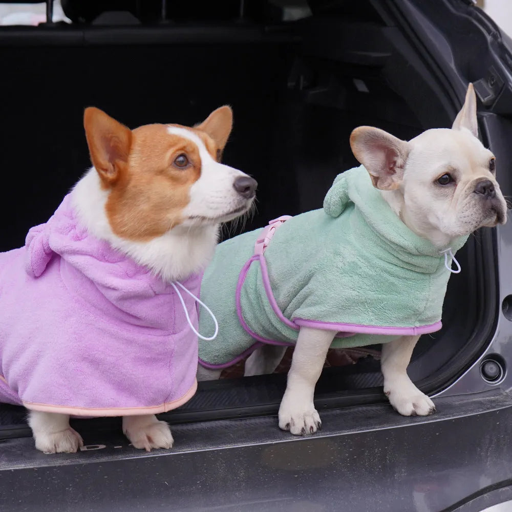 Super absorbent microfiber pet bathrobe for dogs with adjustable buckle and hood in light green