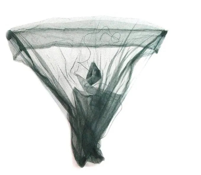 Green nylon pull-out fishing net with 60x60cm net head for compact landing and storage