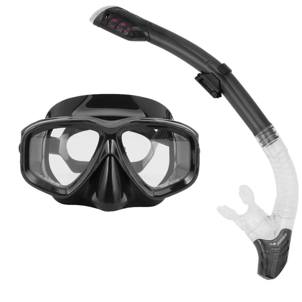 PC frame diving goggles with transparent anti-fog lens and adjustable silicone strap in assorted colours