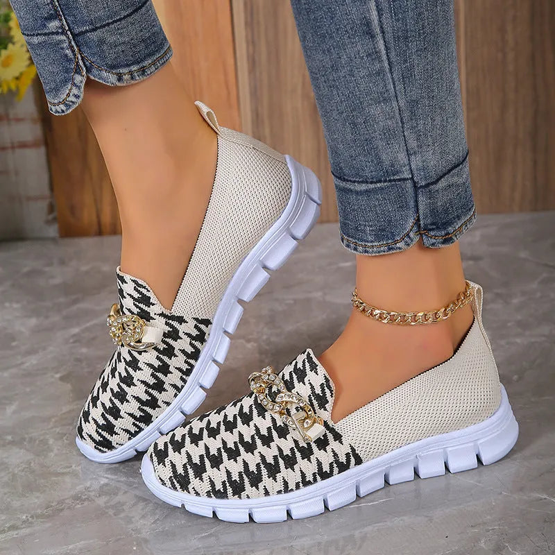 Casual Houndstooth Print Chain Mesh Shoes Summer Walking Sports Flat Shoes Women Breathable Loafers with Metal Detail Rubber Sole Low Heel Platform Round Toe