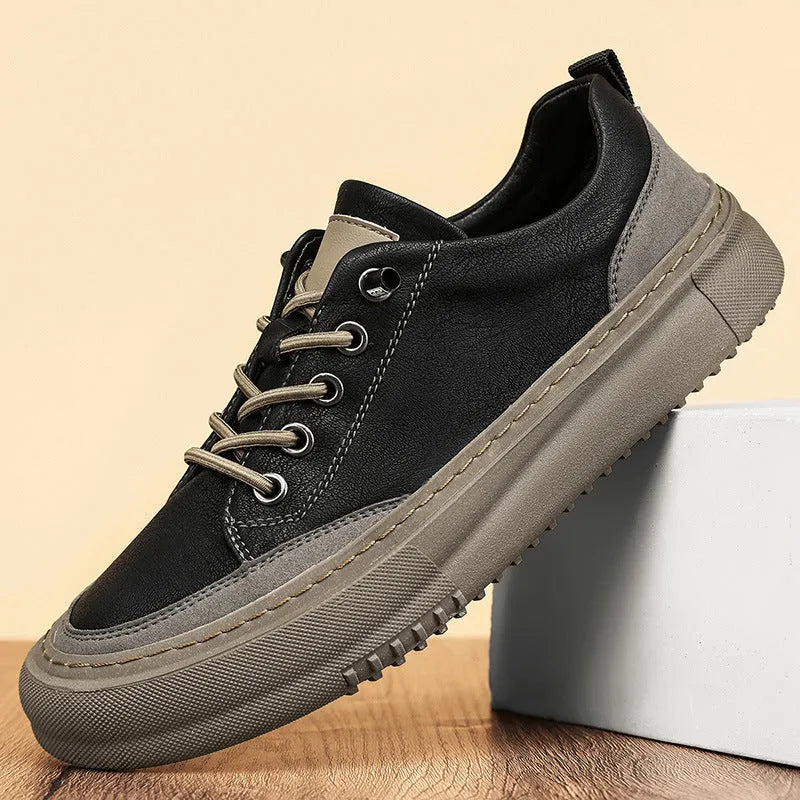 Men's round toe leather shoes in black colour with front lace-up closure and low heel design