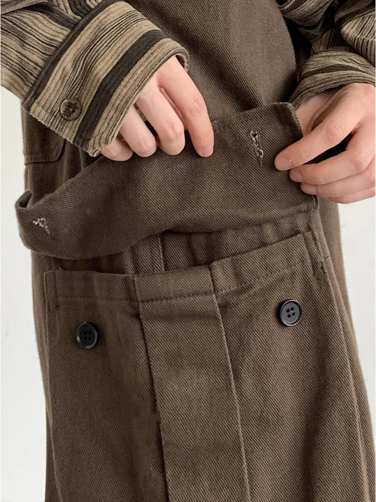 Men's retro large pocket casual trousers, loose straight high waist cotton pants in brown or black, sizes M to 3XL