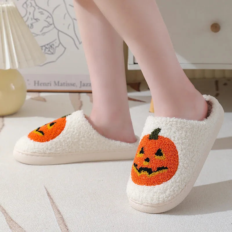 Halloween pumpkin cartoon slippers in white pumpkin colour with suede upper and rubber sole for indoor use