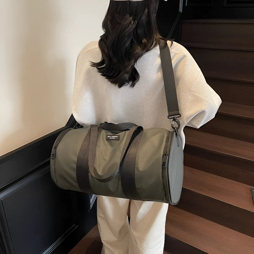 Black Oxford cloth waterproof sports handbag for men and women