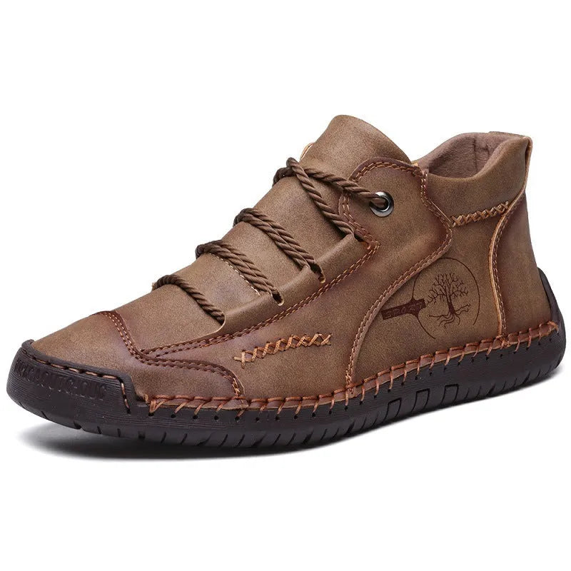 Men's leather high-top boots in army green colour with round toe and front lace-up design