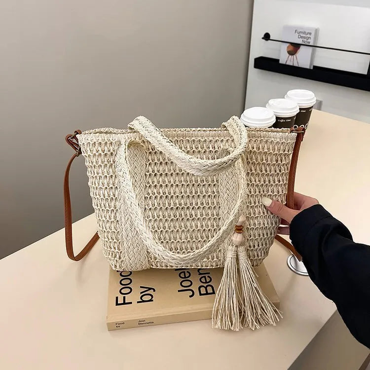 Women's portable straw crossbody bag in milky white colour with diagonal woven pattern