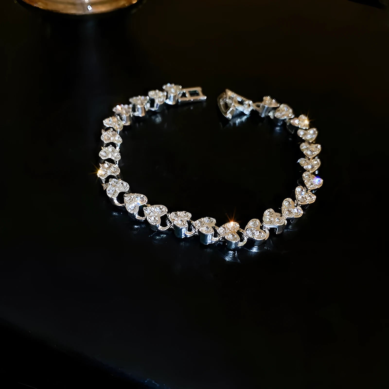 Love Personalized Bracelet for Women Silver Heart Shape Fashion inlaid Zircon Travel Commemoration Gift Metal Women's Bracelet
