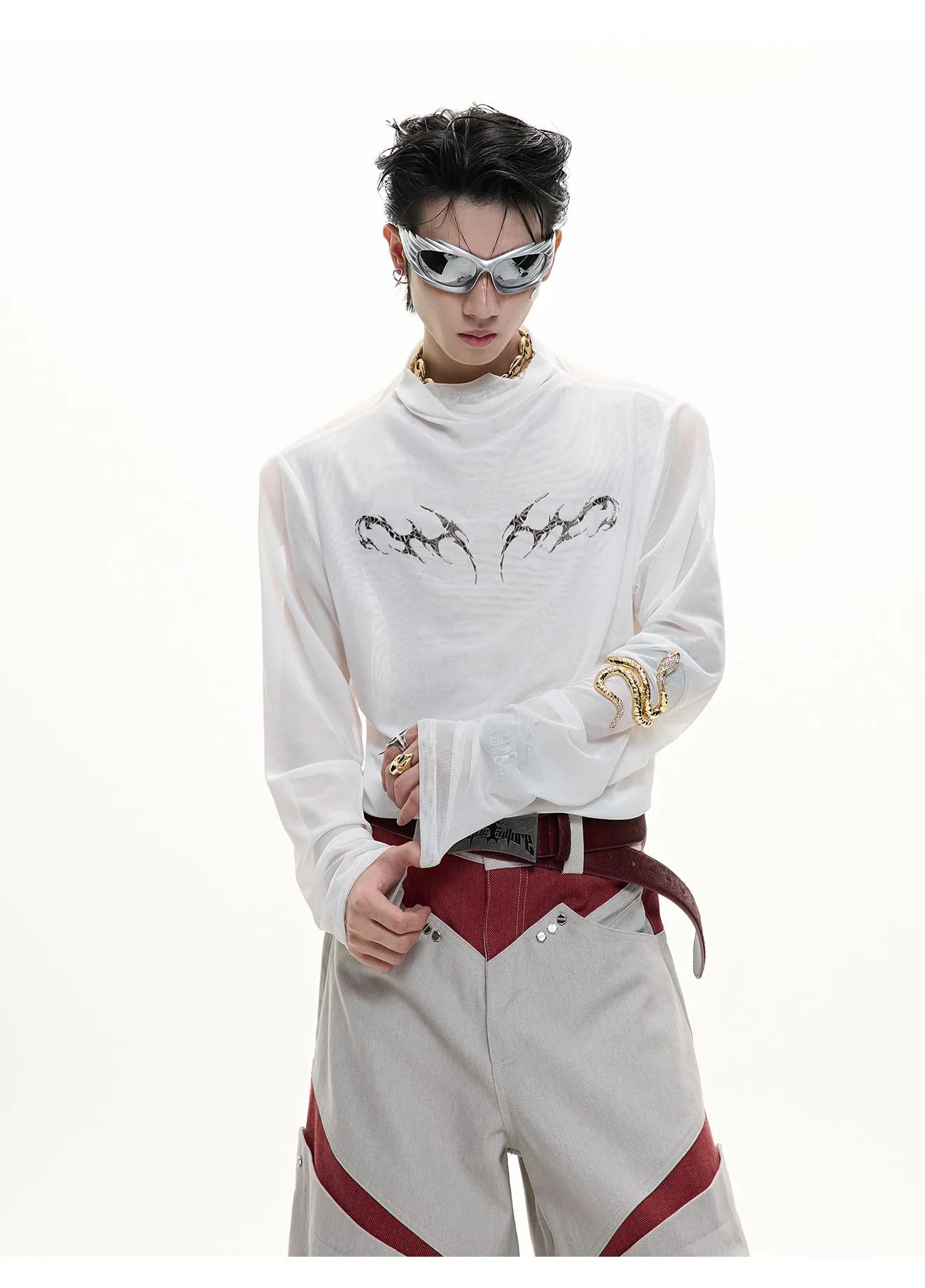 Men's black slim-fit long sleeve mesh bottoming shirt with a cooling fabric texture.