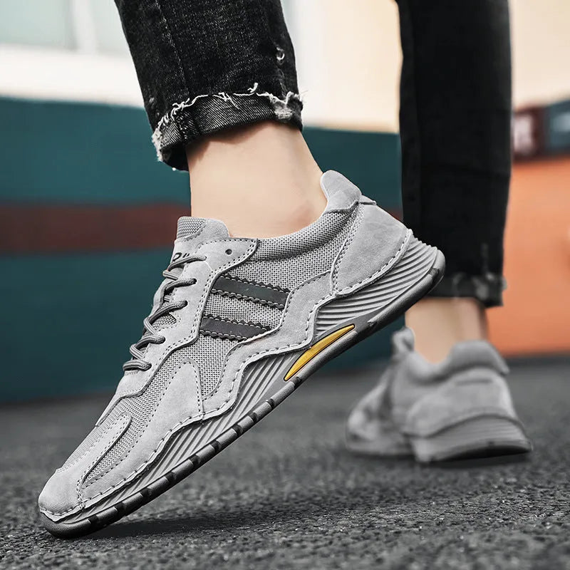 Men's low-top lace-up hiking boots platform shoes in sand colour with pigskin upper and rubber sole