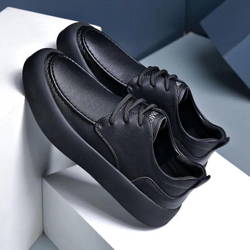 Men's casual lace-up shoes in AM02 brown colour with round toe and flat heel design
