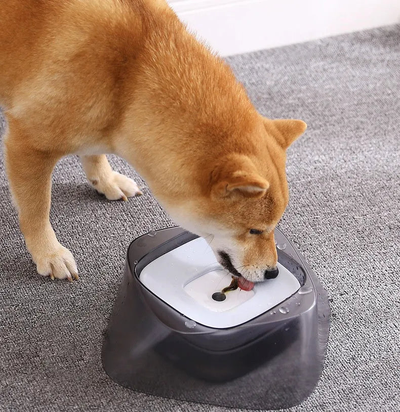 Anti-spill pet dog bowl with floating disc, 750ml capacity, anti-skid base, beige colour