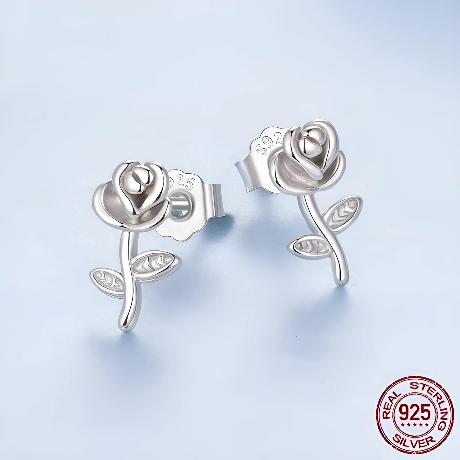 Three-dimensional rose stud earrings in S925 sterling silver, flower shape, fairy style, for women.